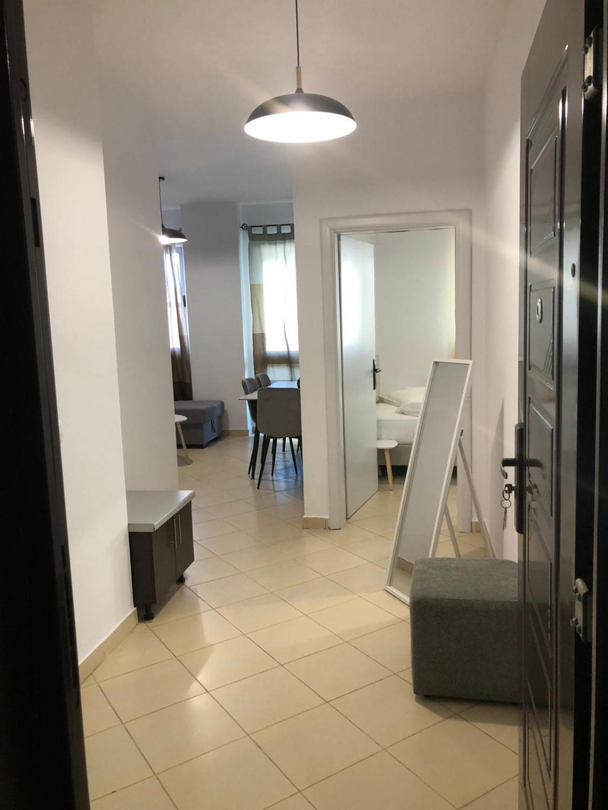 Apartment Tirent - Comfortable 1-bedroom In Fresku *