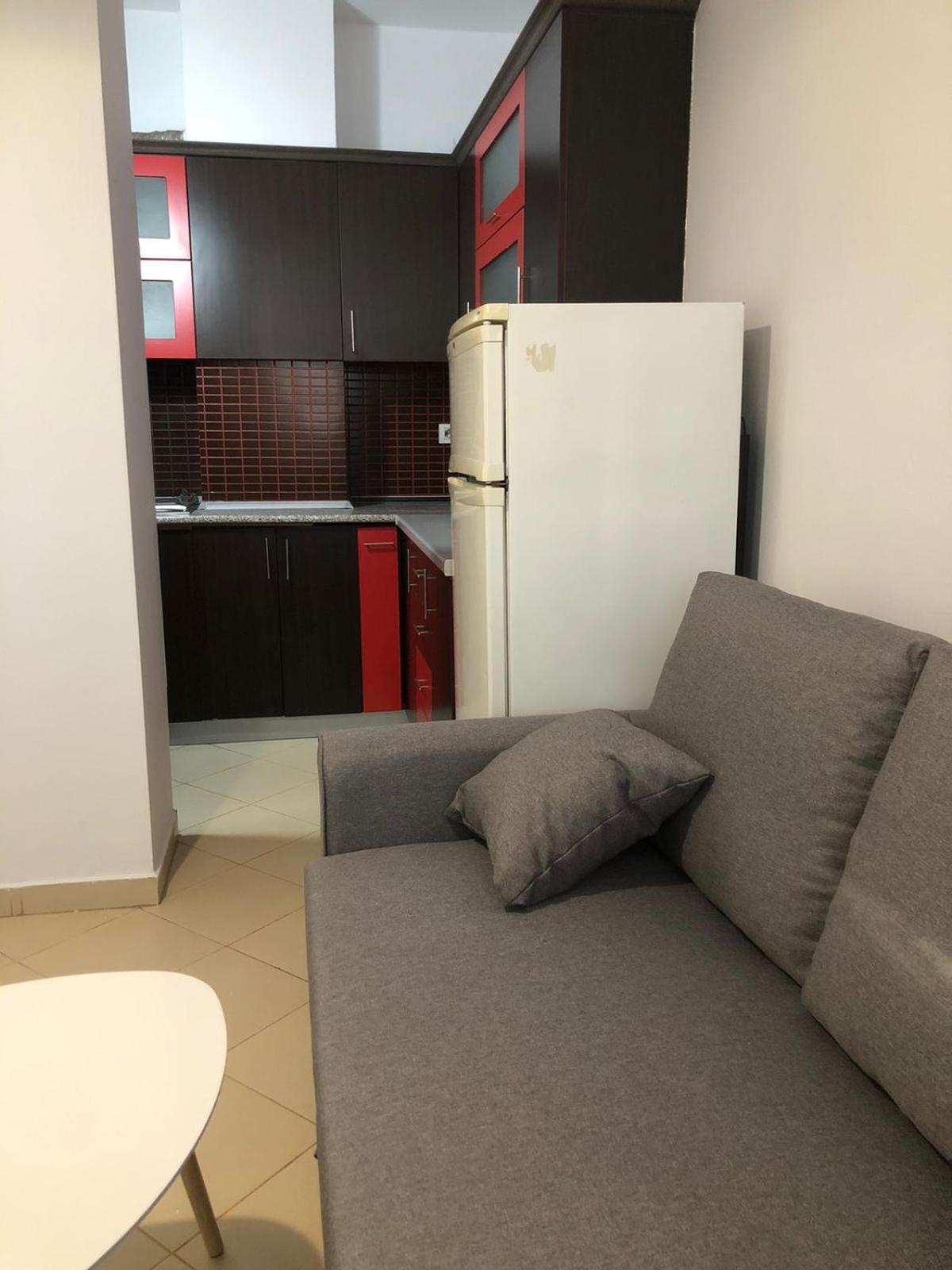 Apartment Tirent - Comfortable 1-bedroom In Fresku Tirana